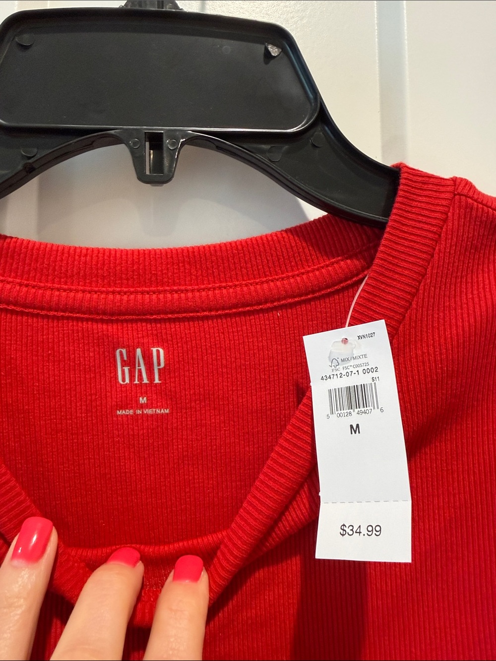 GAP Red Ruffle-Sleeve Tank - Picture 2 of 3